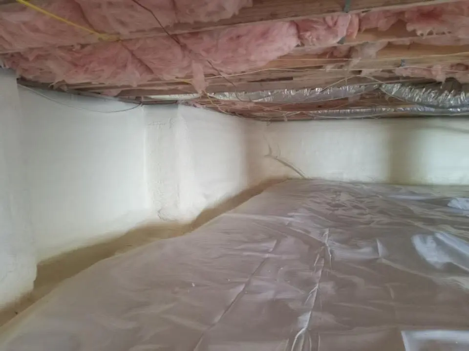 Crawl space encapsulation with closed-cell spray foam for Roof Waterproofing in Yazoo City